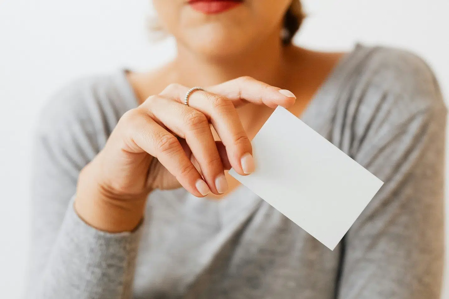 A question commonly asked is &ldquo;paano gumawa ng Affidavit of Loss for lost ID&rdquo; at kailan kailangan ng affidavit of loss as this is a common situation that many people encounter.